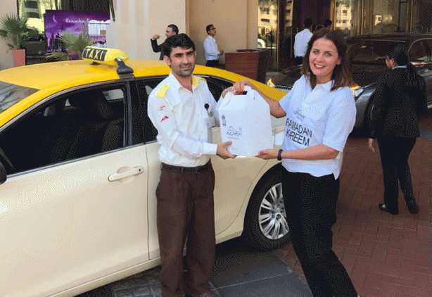Dubai's Fairmont the Palm distributes Iftar to taxi drivers-4